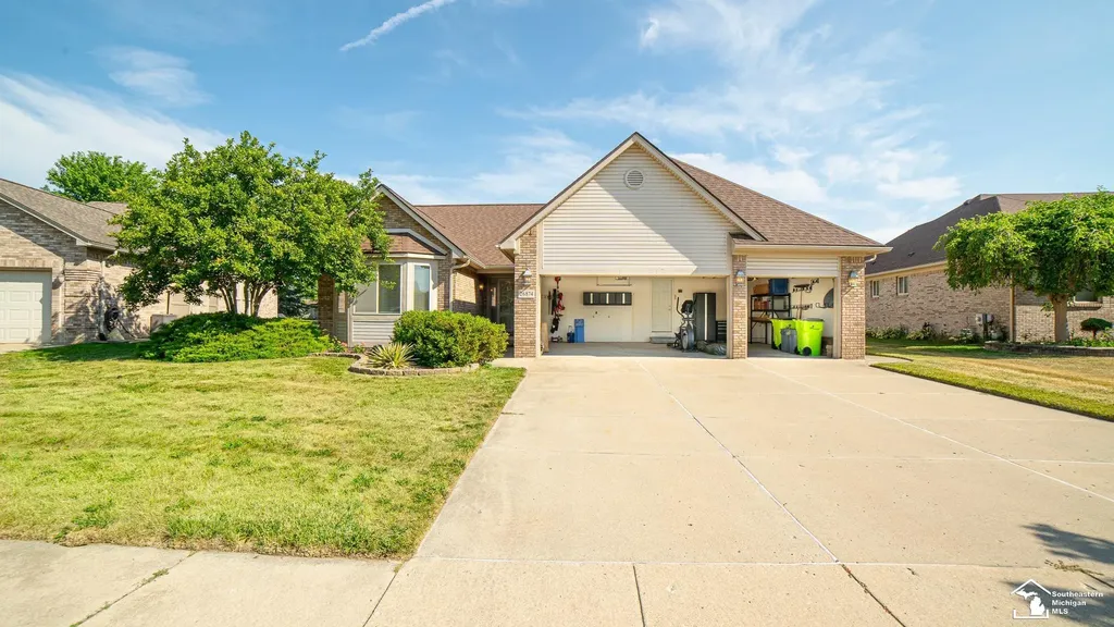 26874 Arcadia Drive Flat Rock City MI 48134