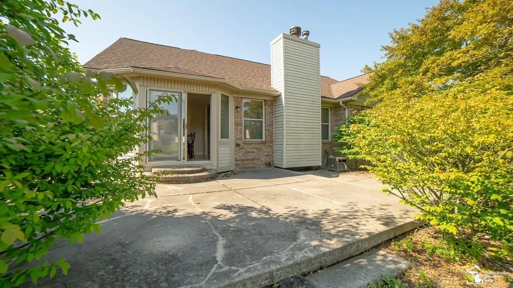 26874 Arcadia Drive Flat Rock City MI 48134