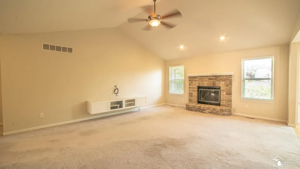 26874 Arcadia Drive Flat Rock City MI 48134