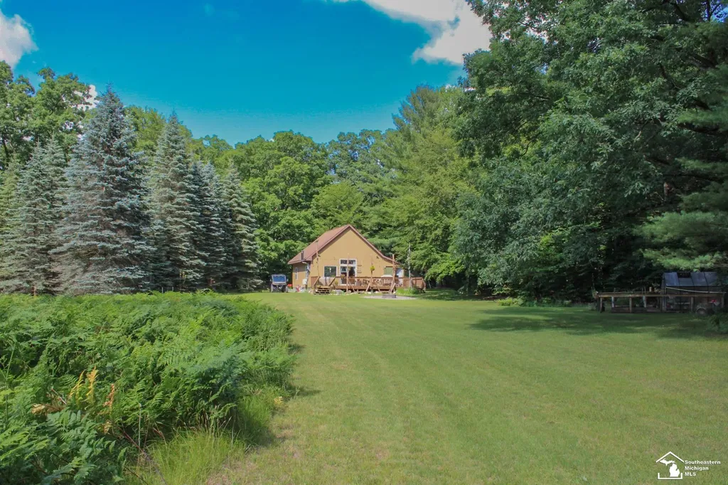 4831 Meadow View Trail Logan Township MI 49405