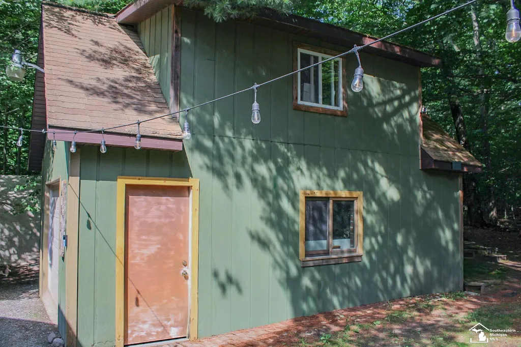 4831 Meadow View Trail Logan Township MI 49405