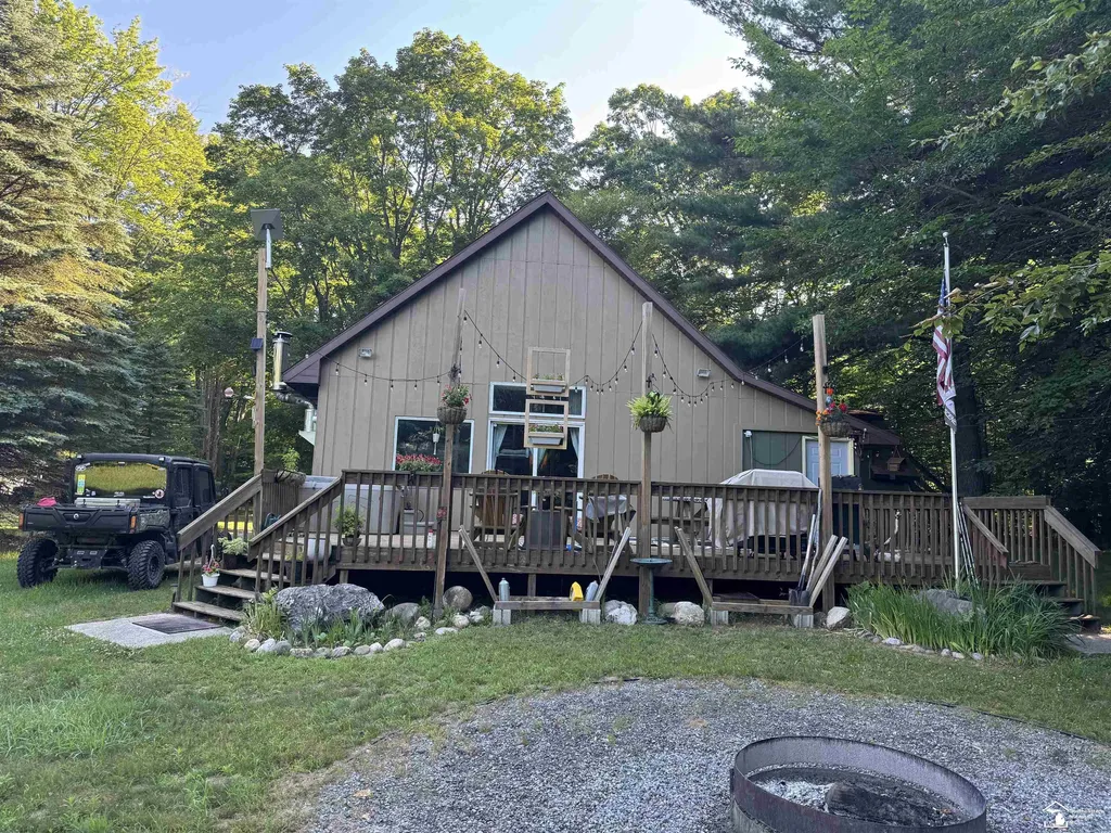 4831 Meadow View Trail Logan Township MI 49405