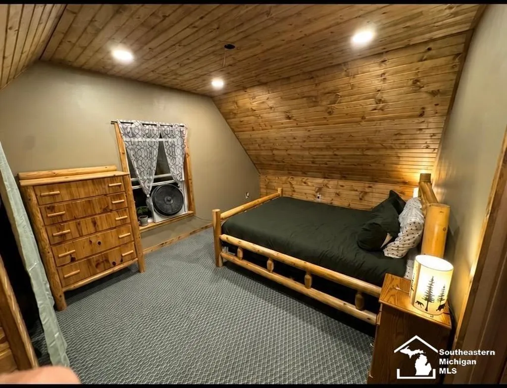 4831 Meadow View Trail Logan Township MI 49405
