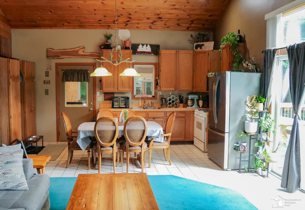 4831 Meadow View Trail Logan Township MI 49405
