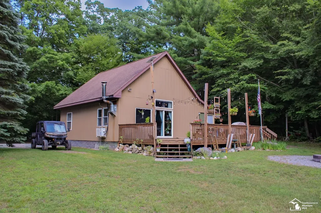 4831 Meadow View Trail Logan Township MI 49405