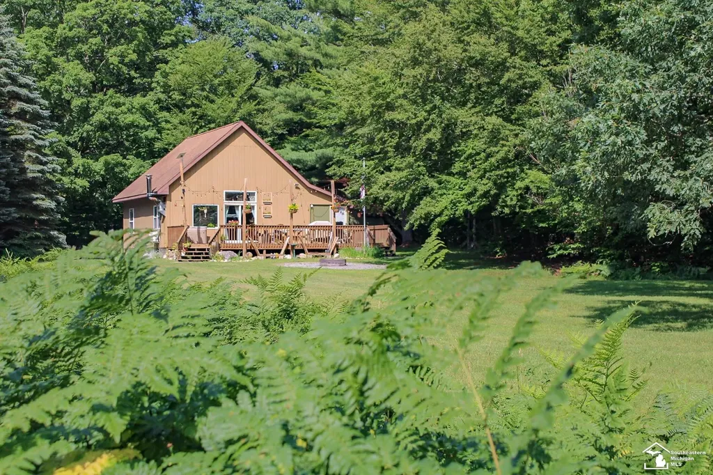 4831 Meadow View Trail Logan Township MI 49405