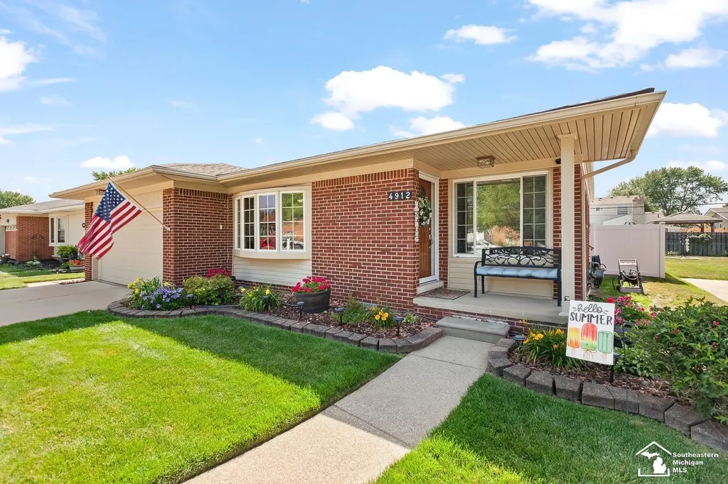 4912 Valley Road Trenton City MI 48183