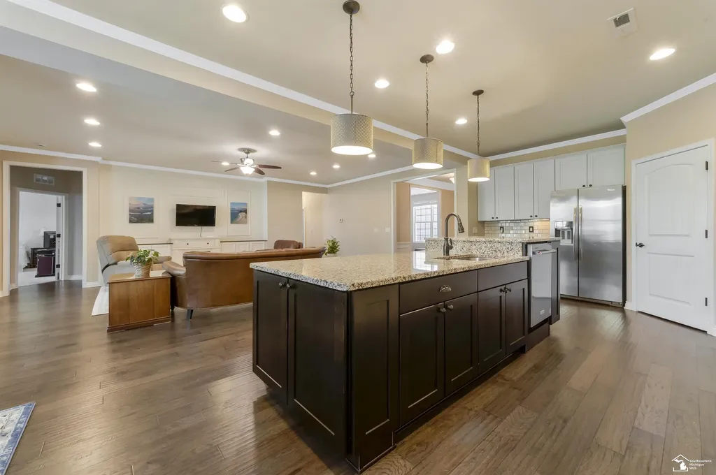 23930 Montague Drive Brownstown Charter Township MI 48134