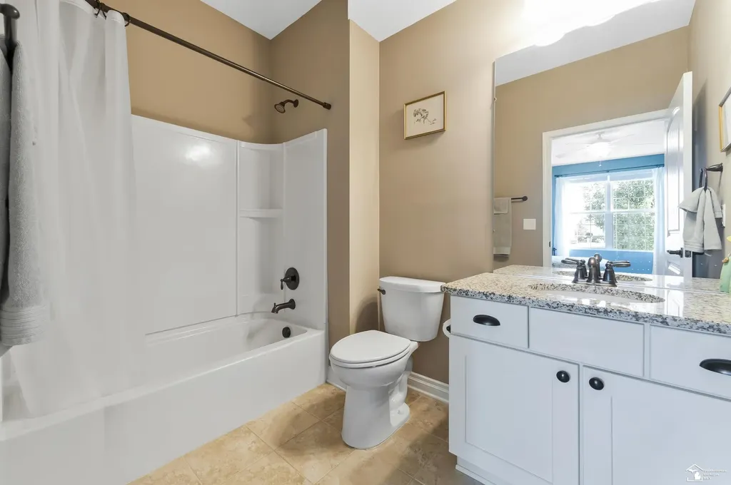 23930 Montague Drive Brownstown Charter Township MI 48134