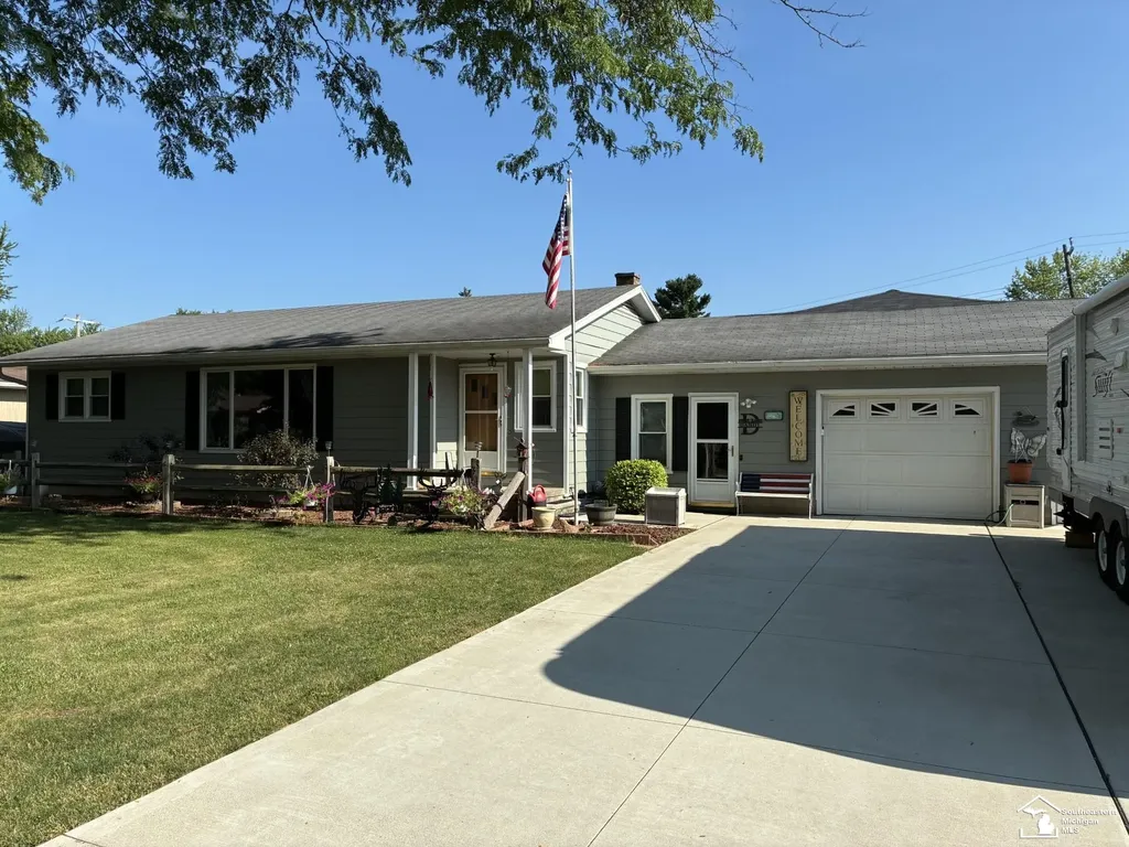 8296 Westwood Drive Ida Township MI 48140