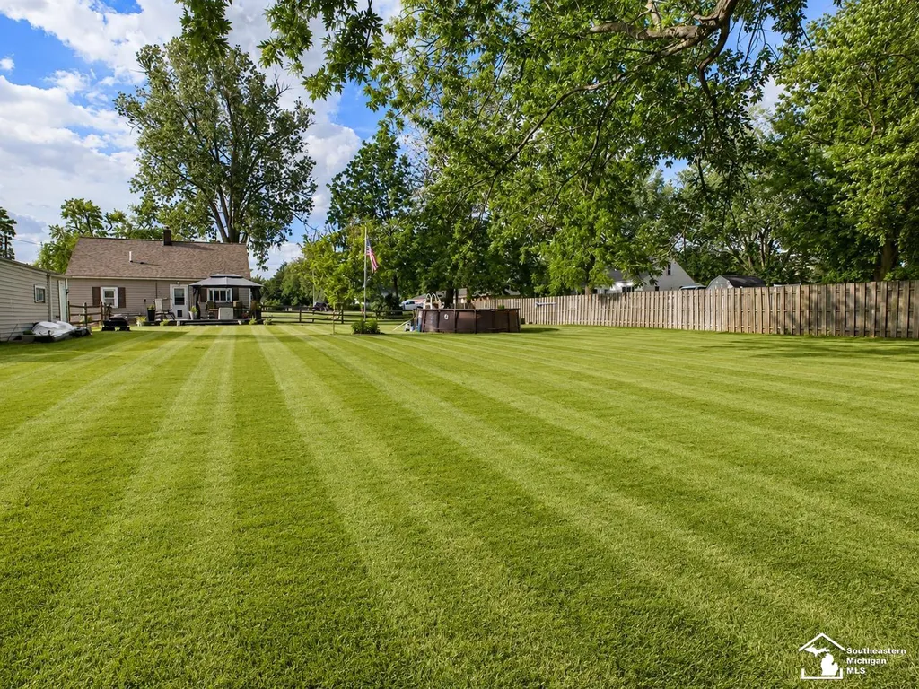 83 W Madison Street Petersburg City MI 49270