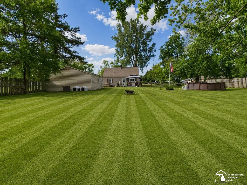 83 W Madison Street Petersburg City MI 49270