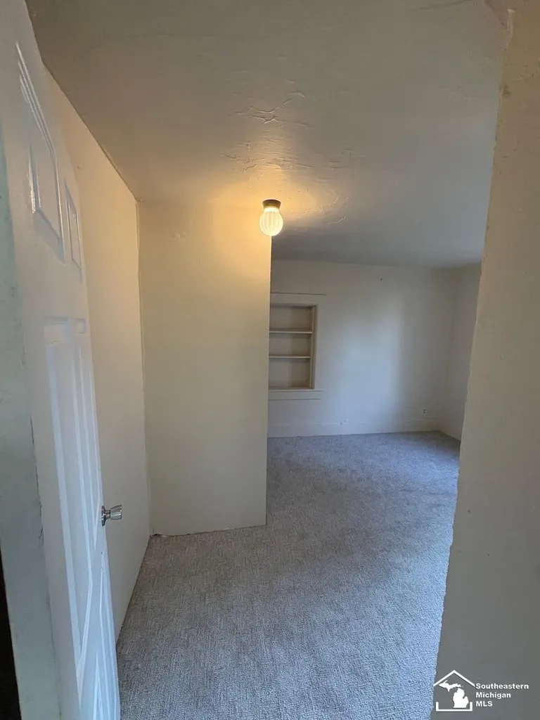 1017 Humphrey Street Monroe City MI 48161
