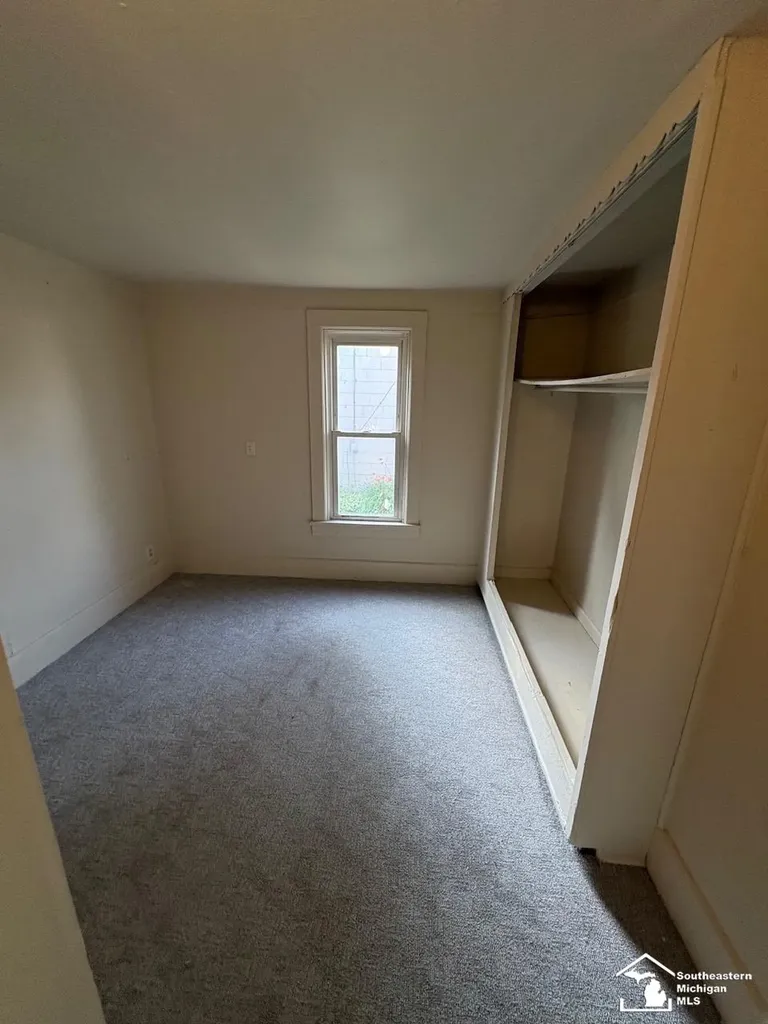 1017 Humphrey Street Monroe City MI 48161