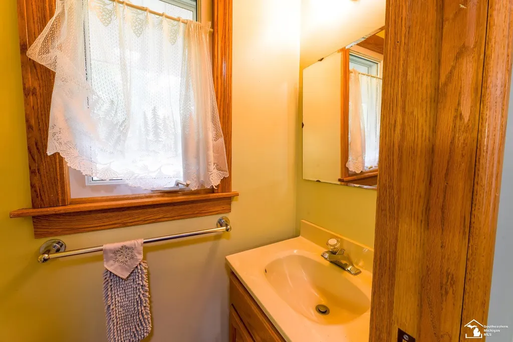 33920 Huron River Drive Huron Charter Township MI 48164