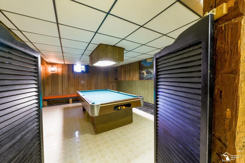 33920 Huron River Drive Huron Charter Township MI 48164