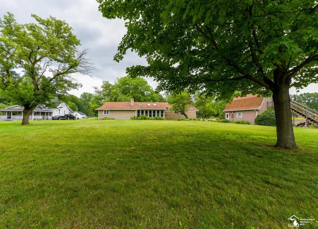 33920 Huron River Drive Huron Charter Township MI 48164