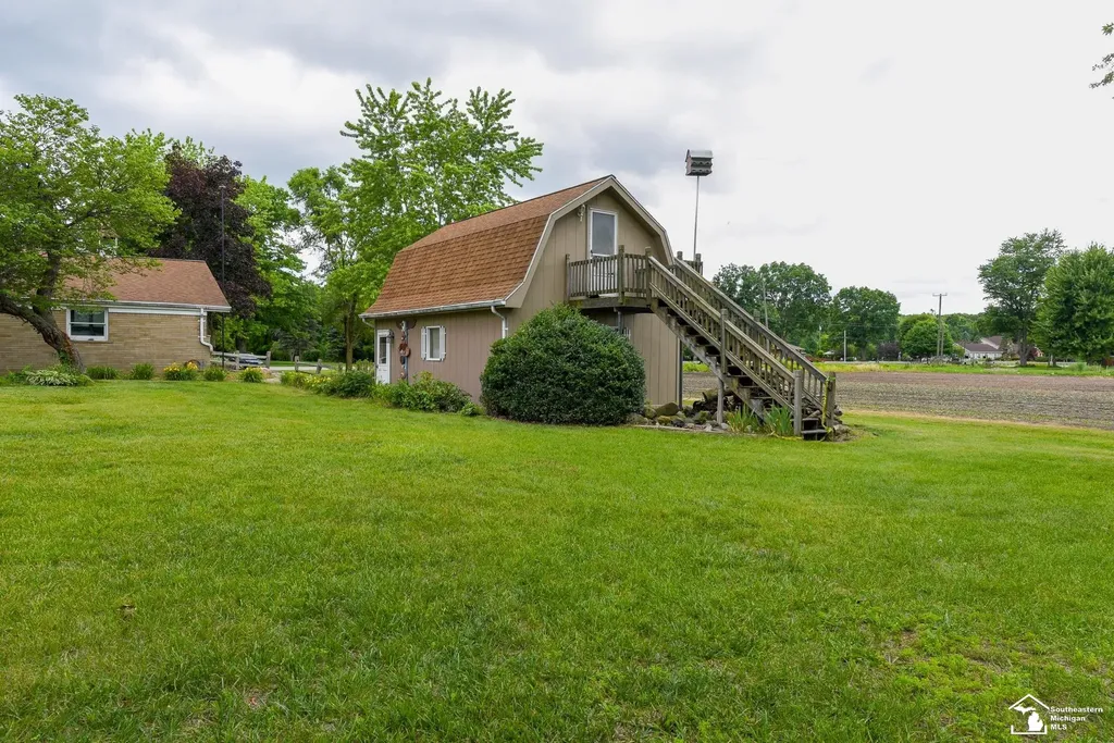 33920 Huron River Drive Huron Charter Township MI 48164