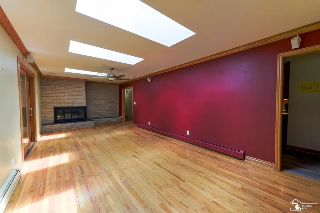33920 Huron River Drive Huron Charter Township MI 48164