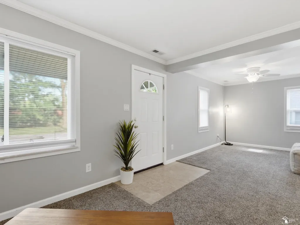 26427 Beaconsfield Avenue Roseville City MI 48066
