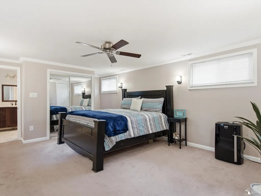 26427 Beaconsfield Avenue Roseville City MI 48066