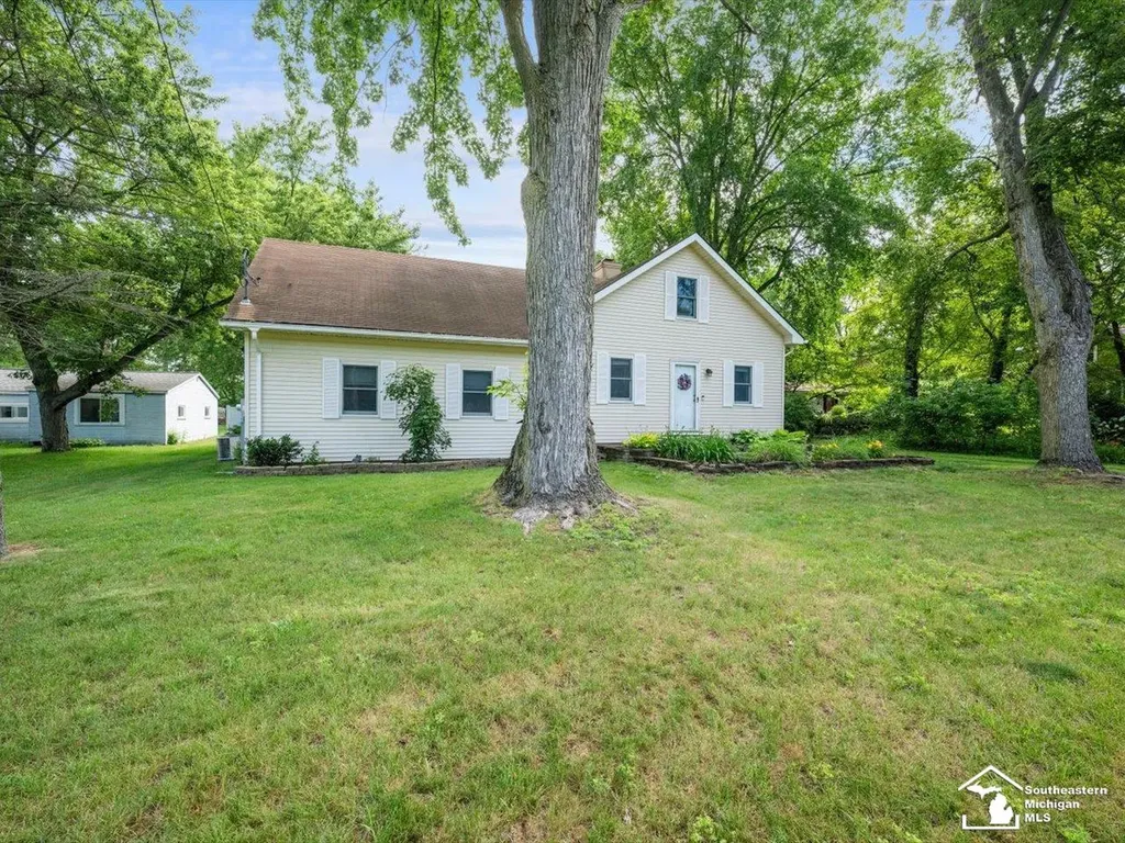 6740 Summerfield Road Bedford Township MI 48182