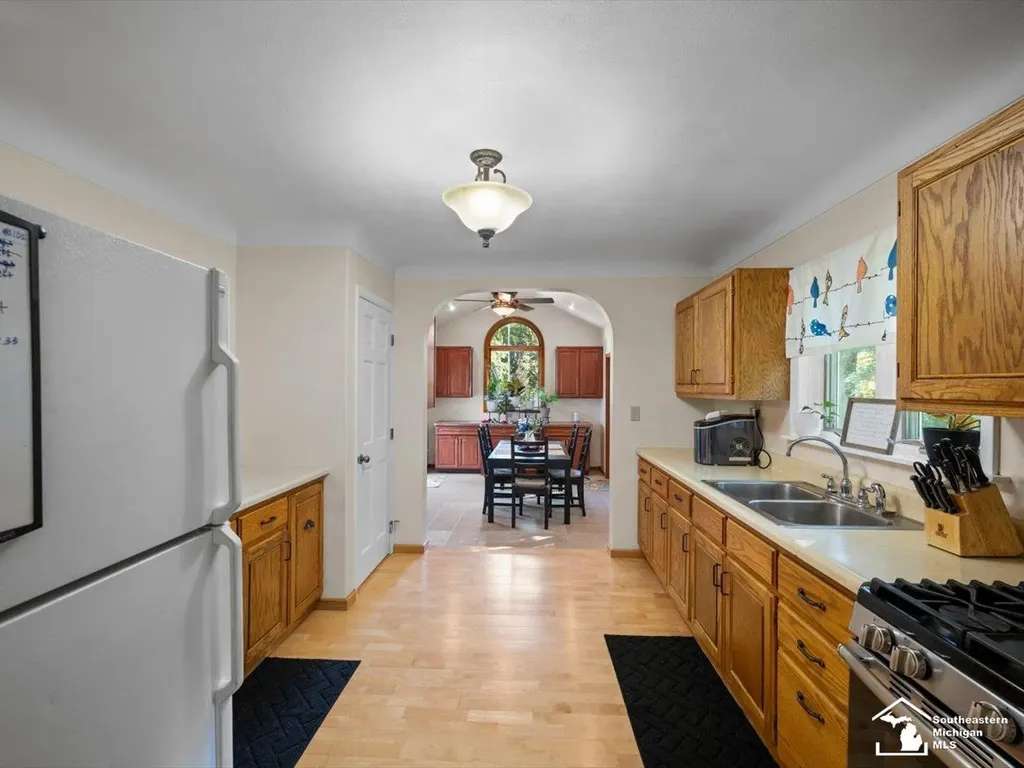 6740 Summerfield Road Bedford Township MI 48182