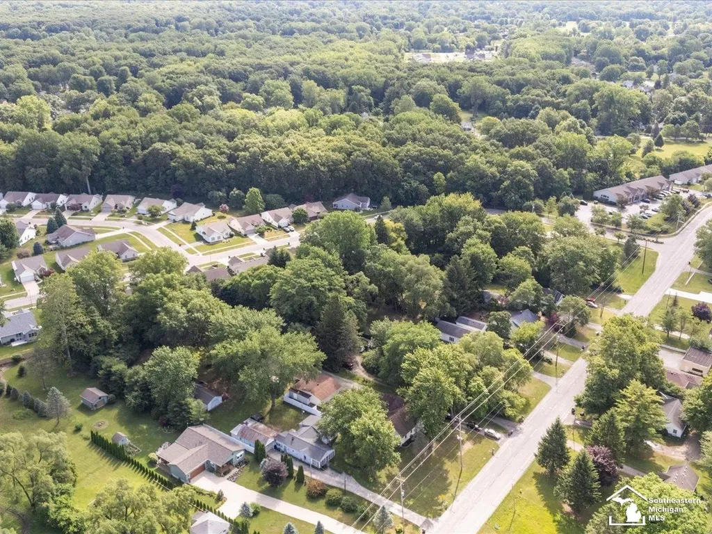 6740 Summerfield Road Bedford Township MI 48182