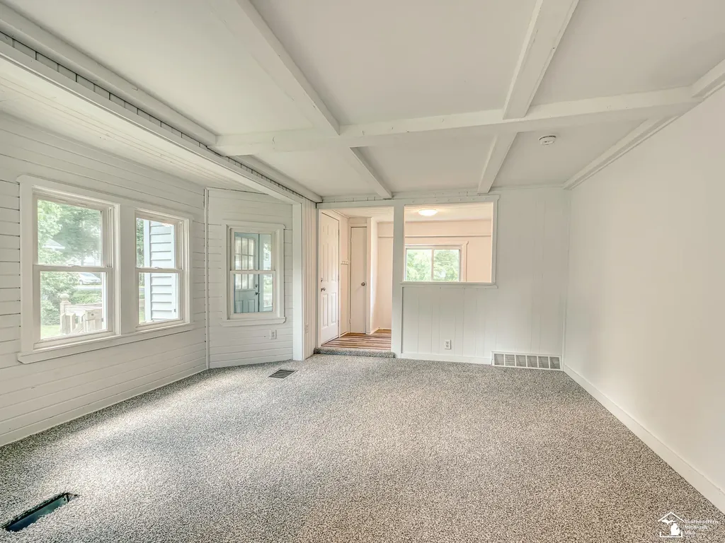 13054 Race Street South Rockwood Village MI 48179