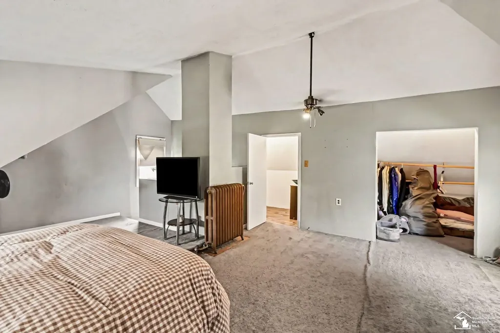 1805 W Saginaw Street Lansing City MI 48915