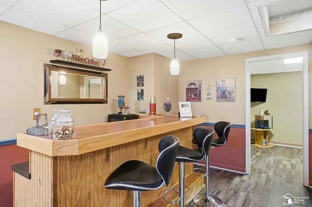 4548 Partridge Lane Unknown City MI 48166