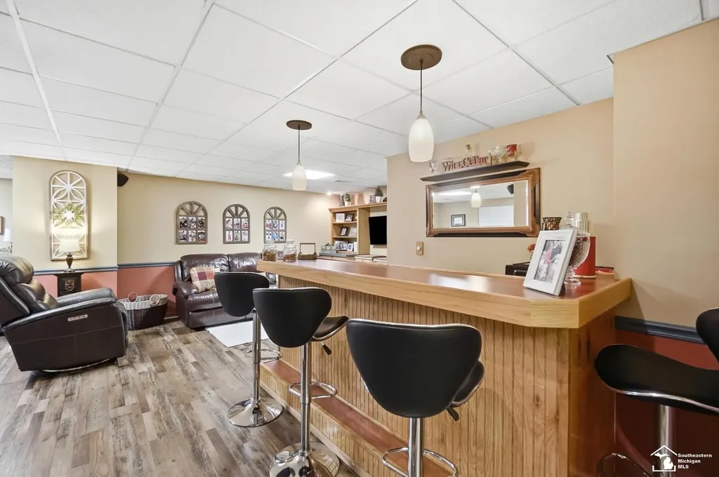 4548 Partridge Lane Unknown City MI 48166