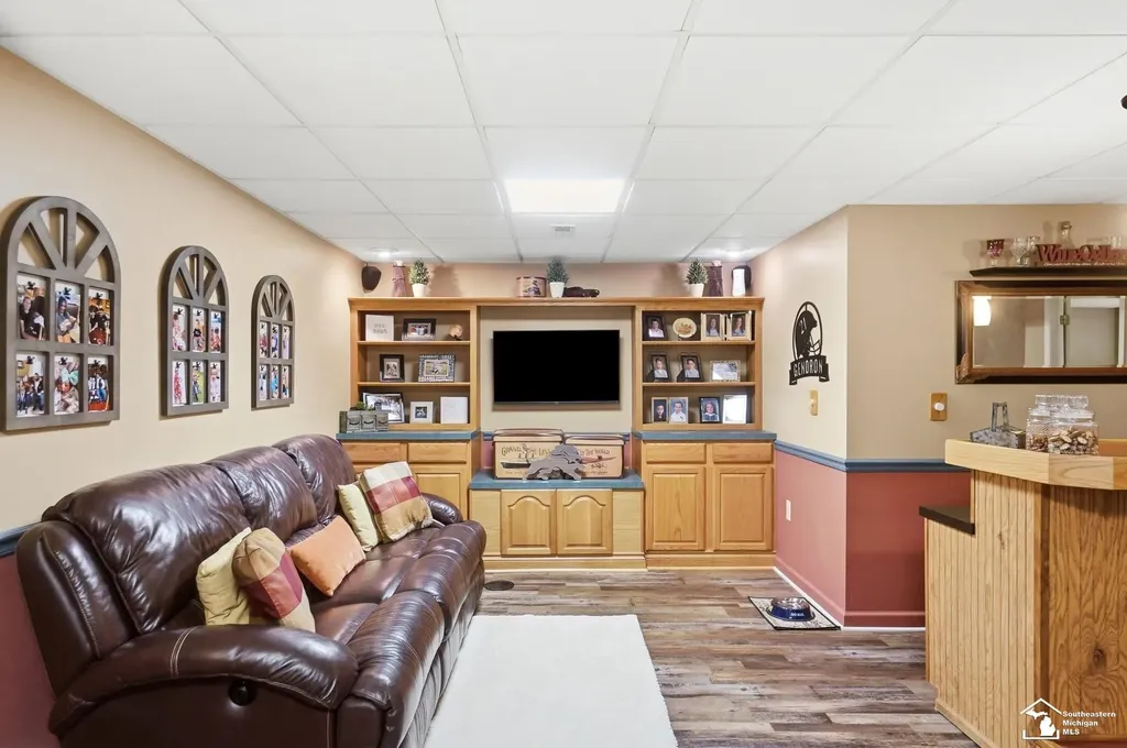 4548 Partridge Lane Unknown City MI 48166