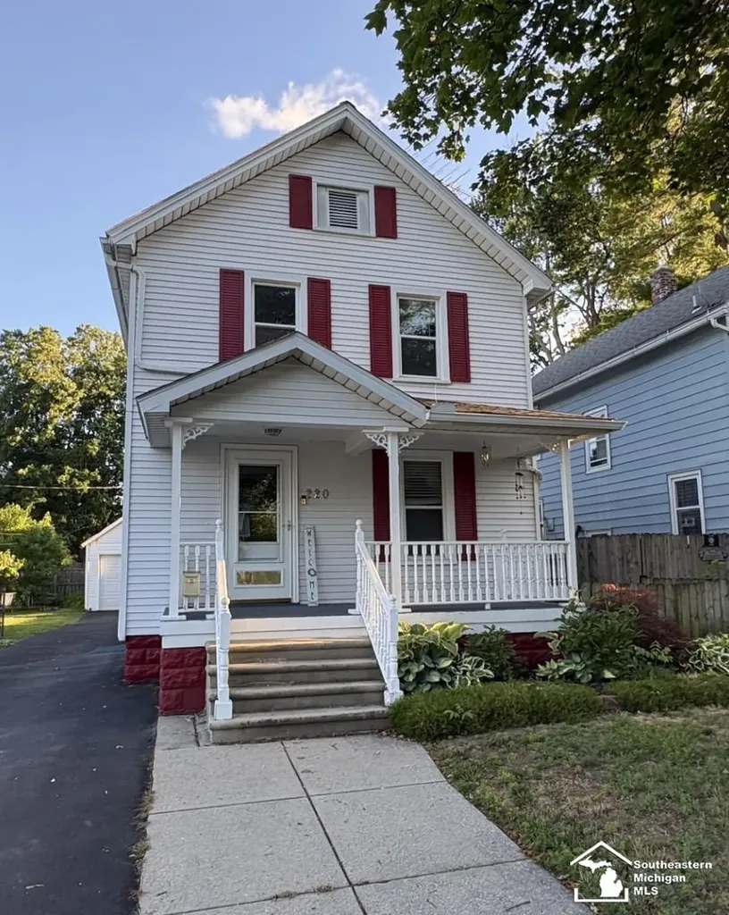 220 E Lorian Street Monroe City MI 48162
