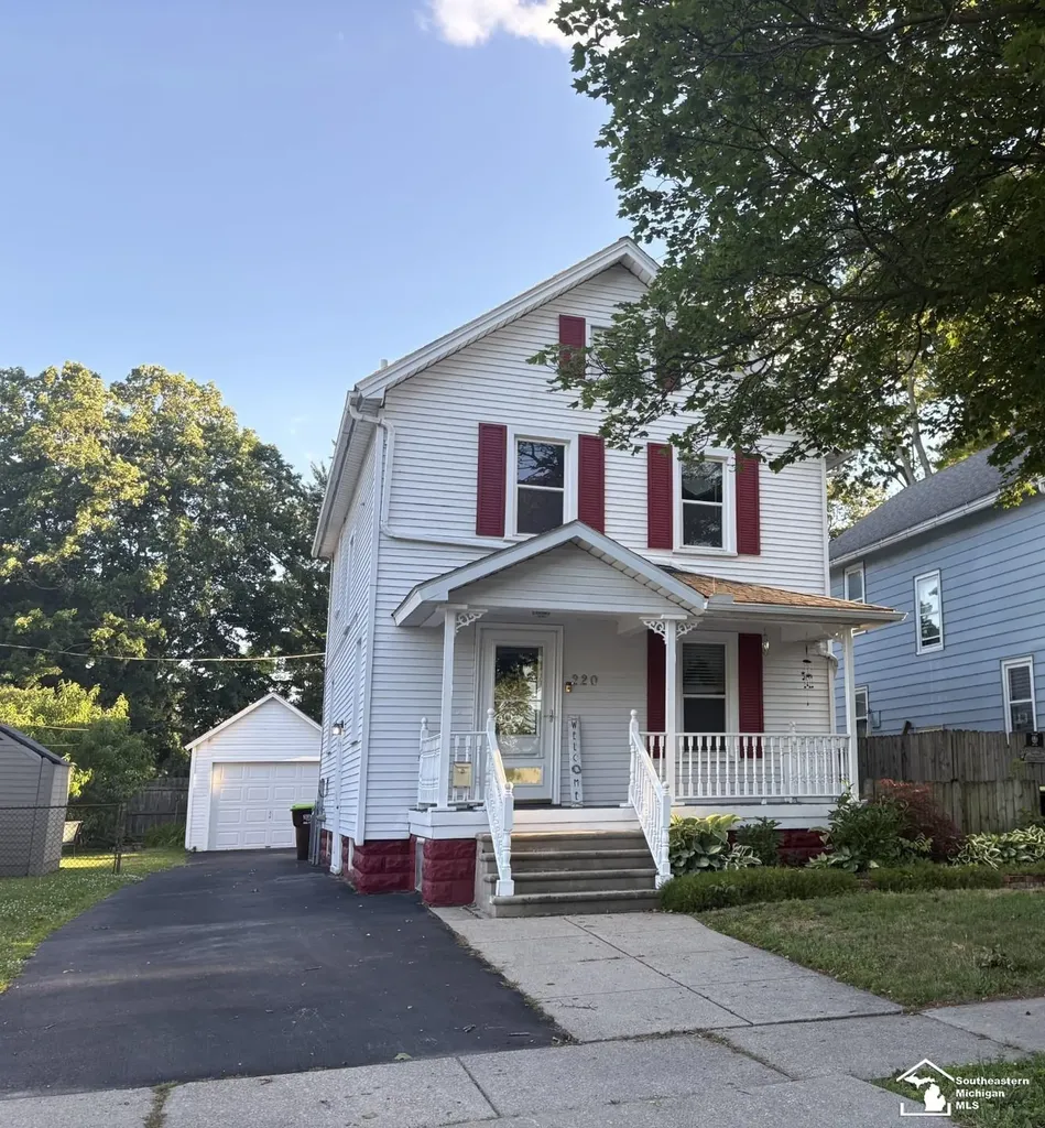 220 E Lorian Street Monroe City MI 48162