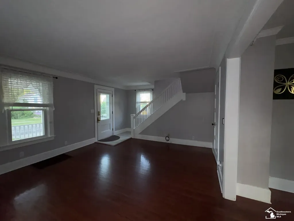 220 E Lorian Street Monroe City MI 48162