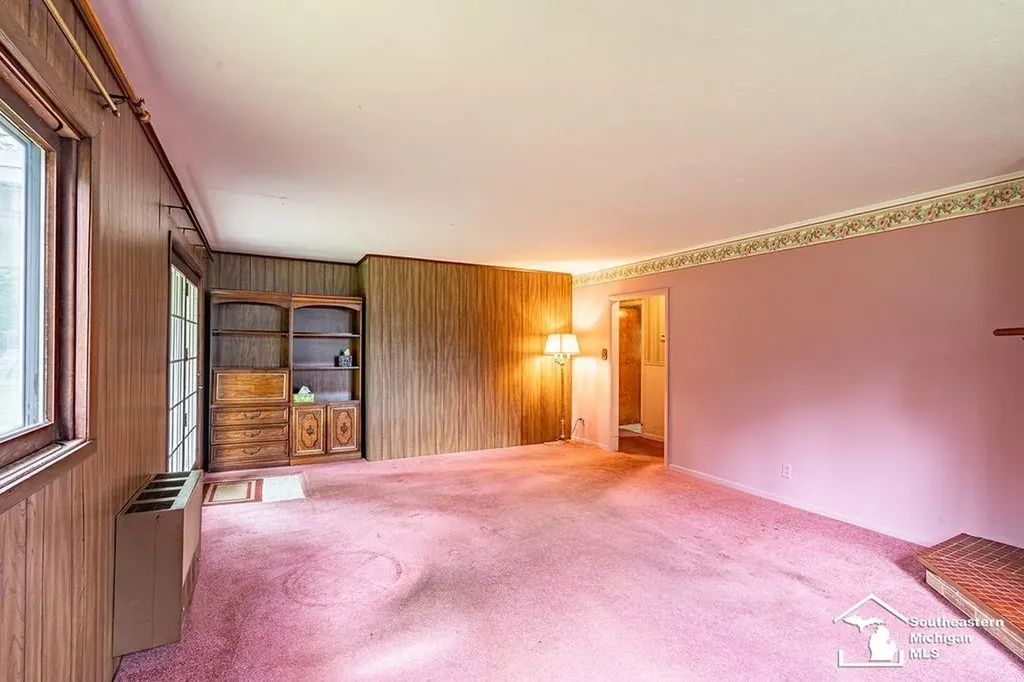 3563 1st Street Unknown City MI 48145