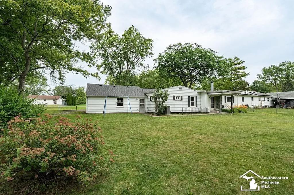 3563 1st Street Unknown City MI 48145