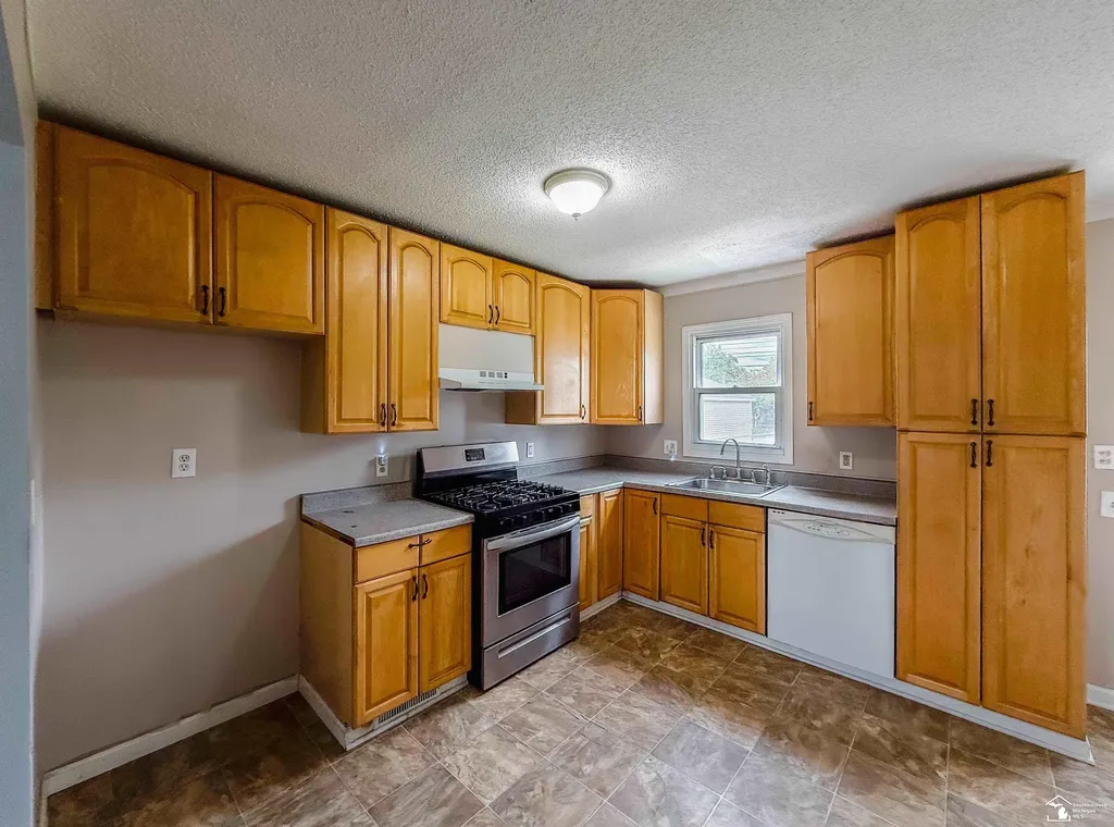 5932 Katherine Street Taylor City MI 48180
