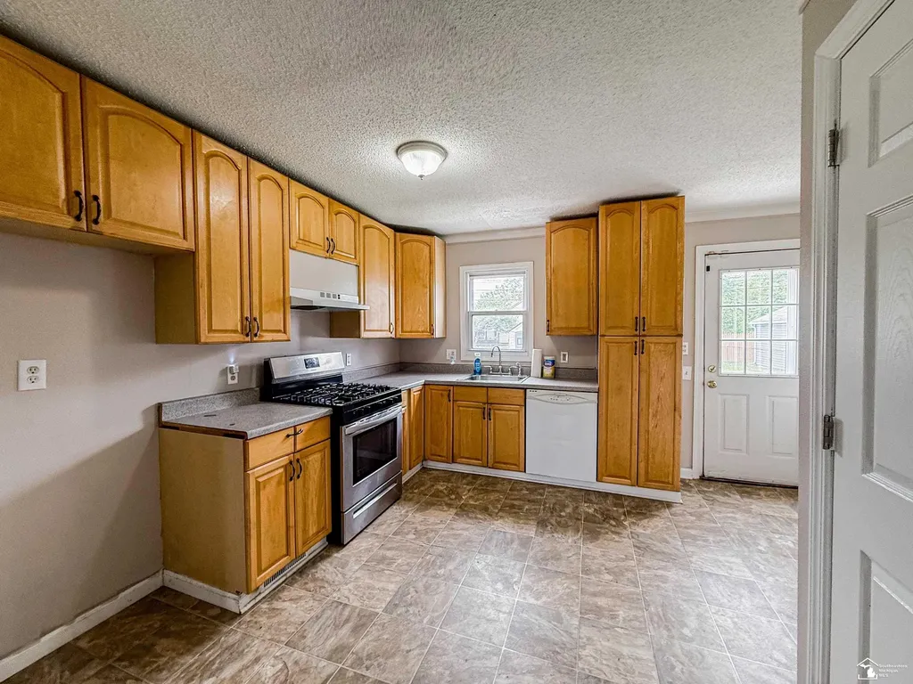 5932 Katherine Street Taylor City MI 48180