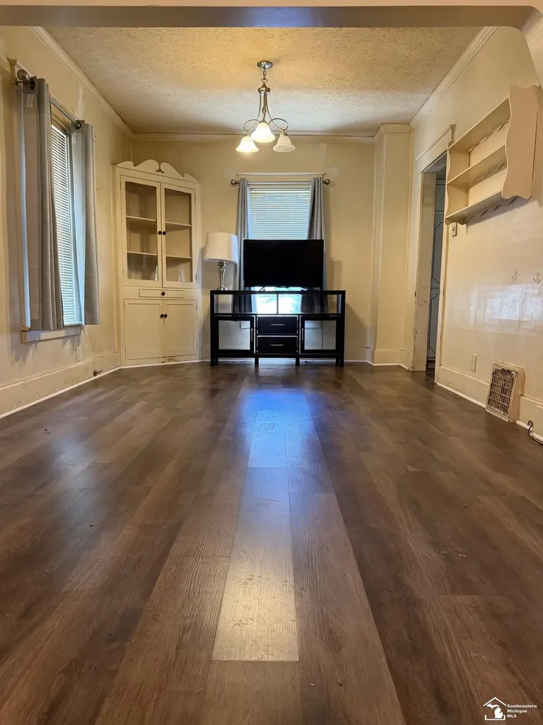474 Riverview Avenue Monroe City MI 48162