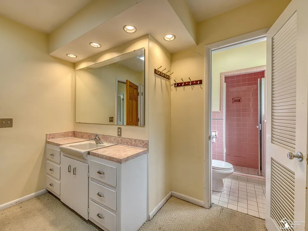 14359 S Dixie Highway Monroe Charter Township MI 48161