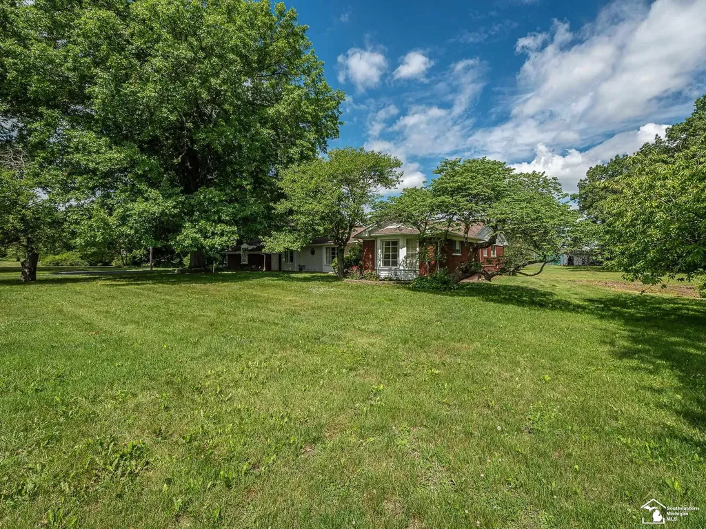14359 S Dixie Highway Monroe Charter Township MI 48161