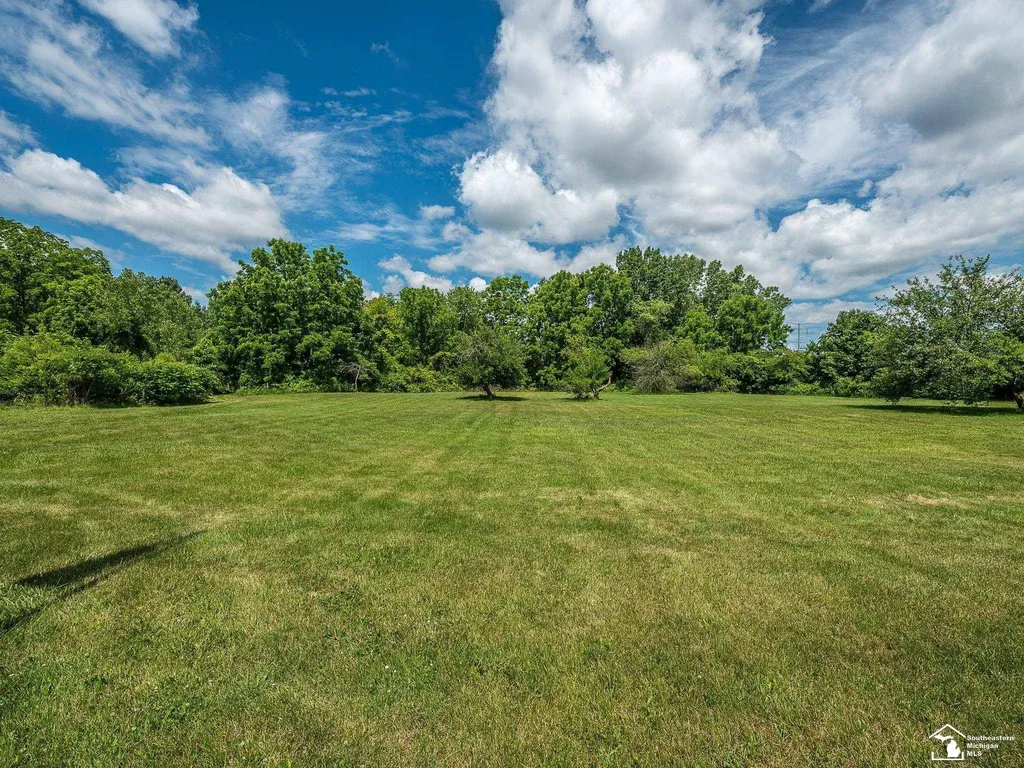 14359 S Dixie Highway Monroe Charter Township MI 48161