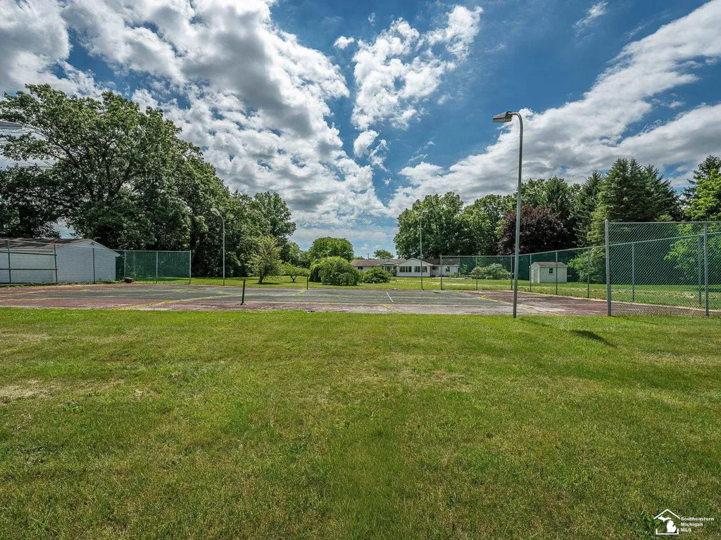 14359 S Dixie Highway Monroe Charter Township MI 48161