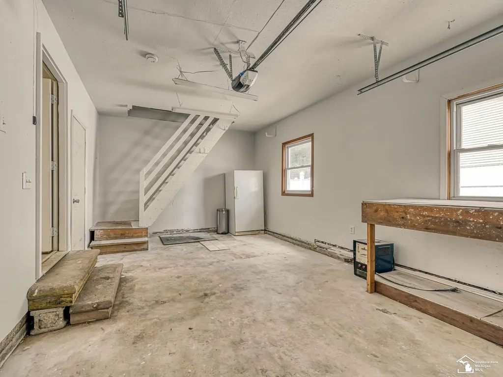 3881 E Stein Road La Salle Township MI 48145