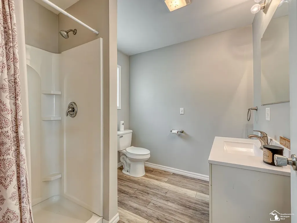3881 E Stein Road La Salle Township MI 48145
