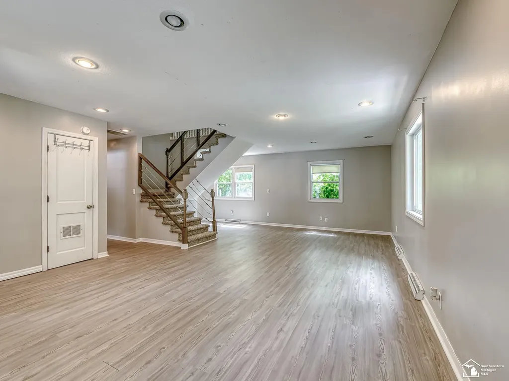 3881 E Stein Road La Salle Township MI 48145
