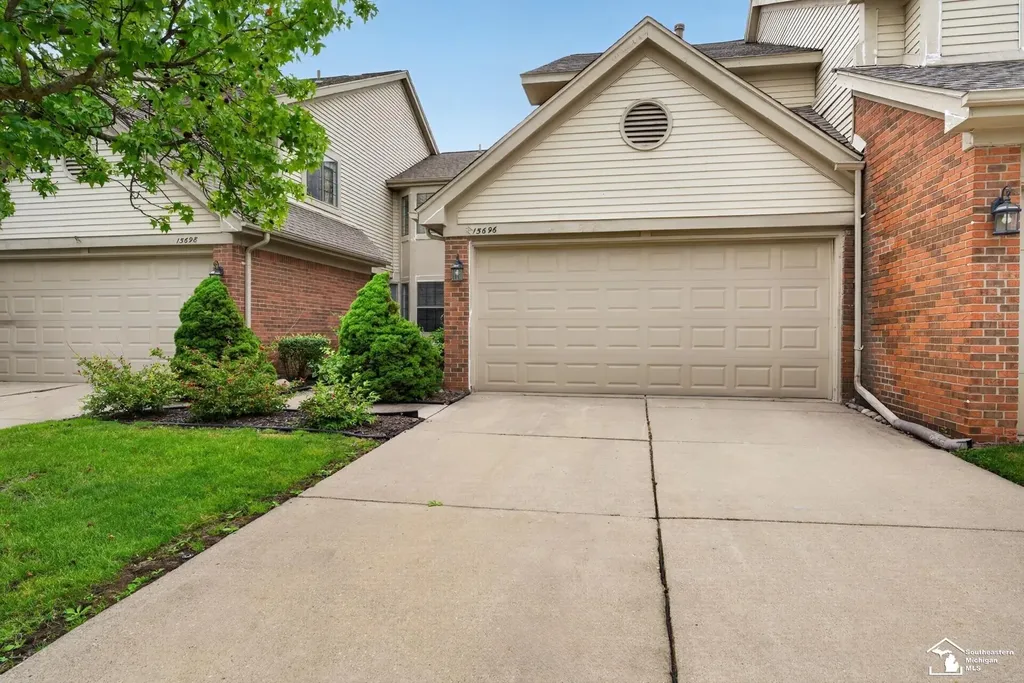 15696 Golfview Drive Riverview City MI 48193