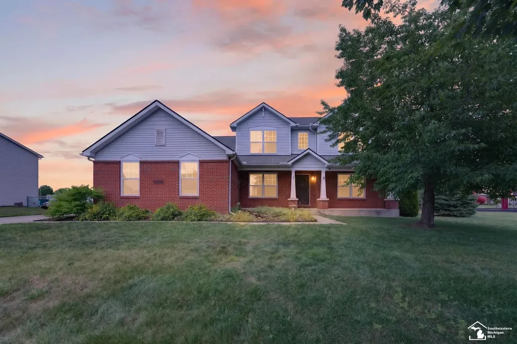 28921 Apple Blossom Drive Huron Charter Township MI 48134